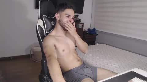 massimo online show from February 4, 2026, 2:28 am