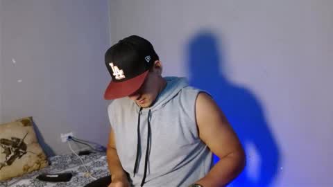 massimo_vidal online show from November 16, 2025, 2:39 am