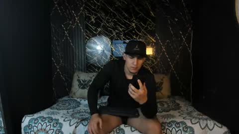 Snapshot of massimo_vidal chatting on February 25, 2026, 11:53 am massimo_vidal online show from February 25, 2026, 11:53 am