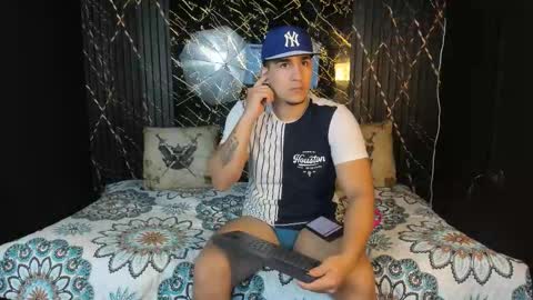 Snapshot of massimo_vidal chatting on March 1, 2026, 1:57 pm massimo_vidal online show from March 1, 2026, 1:57 pm