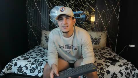 Snapshot of massimo_vidal chatting on March 11, 2026, 12:22 pm massimo_vidal online show from March 11, 2026, 12:22 pm