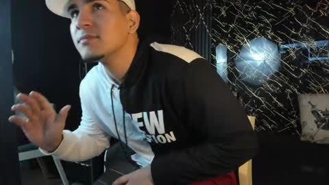 Snapshot of massimo_vidal chatting on March 20, 2026, 3:39 pm massimo_vidal online show from March 20, 2026, 3:39 pm