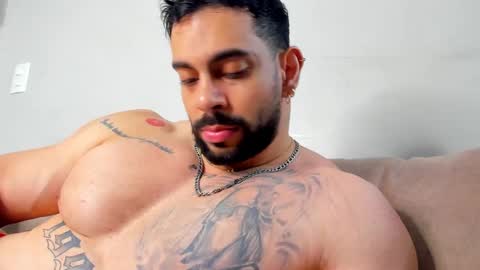 massimo online show from September 25, 2025, 3:54 am