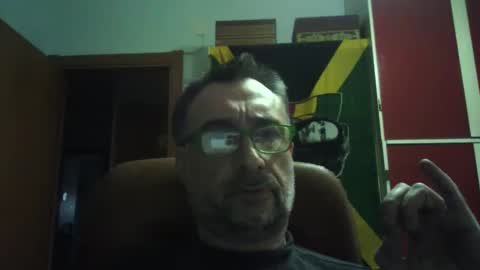 massimoxgiulia online show from December 22, 2024, 3:44 pm