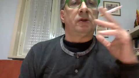 massimoxgiulia online show from December 25, 2024, 6:52 am