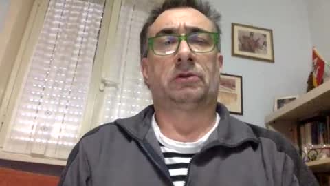 massimoxgiulia online show from January 1, 2025, 10:11 am