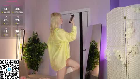 Maya online show from September 28, 2025, 4:29 am