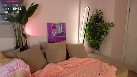 Maya online show from October 1, 2025, 4:29 am