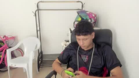 master_billy1 online show from June 17, 2026, 5:21 am