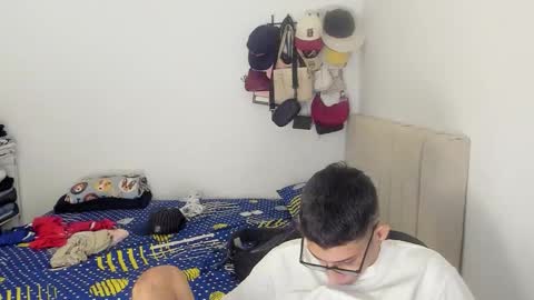 master_boy28 online show from February 9, 2026, 1:48 pm