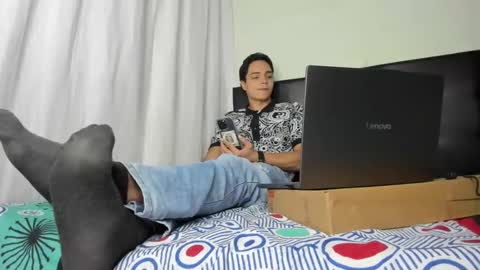 Snapshot of master_dominant_777 chatting on October 15, 2025, 4:01 am master_dominant_777 online show from October 15, 2025, 4:01 am