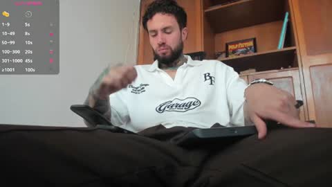 Snapshot of master_steven_01 chatting on June 23, 2026, 10:52 pm steven online show from June 23, 2026, 10:52 pm