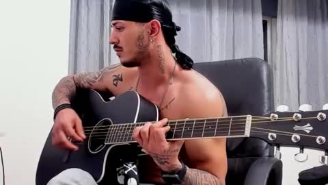 masterchris12 online show from December 27, 2024, 3:42 am