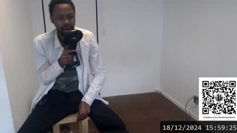 Snapshot of masterdomfuck chatting on December 18, 2024, 6:57 pm Masterdomfuck online show from December 18, 2024, 6:57 pm