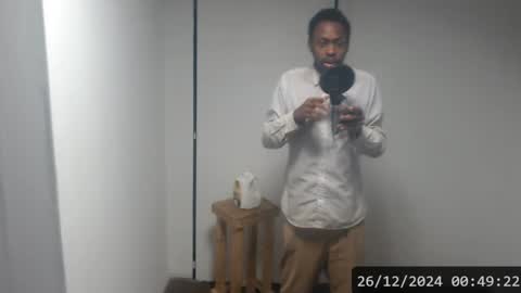 Snapshot of masterdomfuck chatting on December 26, 2024, 3:49 am Masterdomfuck online show from December 26, 2024, 3:49 am