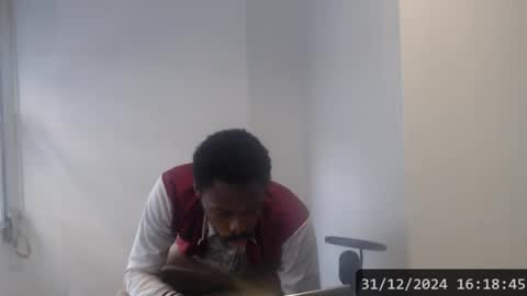 Snapshot of masterdomfuck chatting on December 31, 2024, 7:18 pm Masterdomfuck online show from December 31, 2024, 7:18 pm