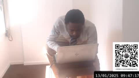 Snapshot of masterdomfuck chatting on January 13, 2025, 12:45 pm Masterdomfuck online show from January 13, 2025, 12:45 pm