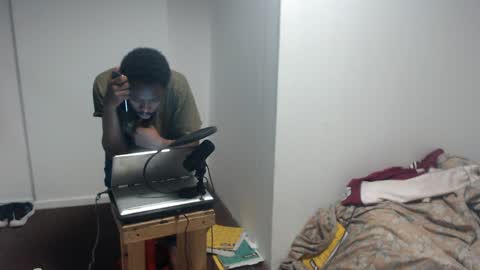 Snapshot of masterdomfuck chatting on January 31, 2025, 12:50 am Masterdomfuck online show from January 31, 2025, 12:50 am
