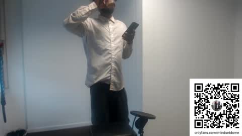 Snapshot of masterdomfuck chatting on September 18, 2025, 12:18 pm Masterdomfuck online show from September 18, 2025, 12:18 pm