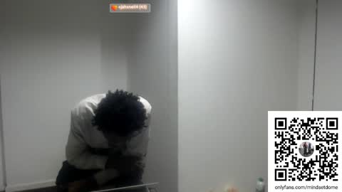 Snapshot of masterdomfuck chatting on September 27, 2025, 11:43 pm Masterdomfuck online show from September 27, 2025, 11:43 pm