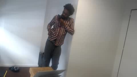 Snapshot of masterdomfuck chatting on October 8, 2025, 5:43 pm Masterdomfuck online show from October 8, 2025, 5:43 pm