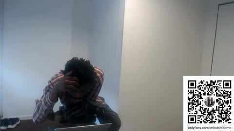 Snapshot of masterdomfuck chatting on October 19, 2025, 2:18 pm Masterdomfuck online show from October 19, 2025, 2:18 pm