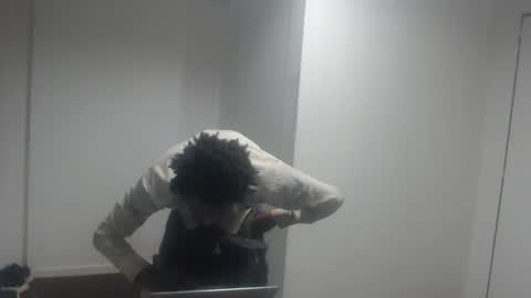 Snapshot of masterdomfuck chatting on October 31, 2025, 12:55 am Masterdomfuck online show from October 31, 2025, 12:55 am