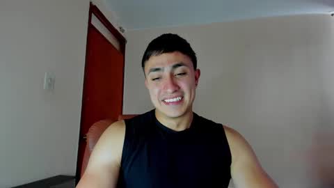 Snapshot of masterfiterotic chatting on February 10, 2025, 6:35 pm masterfiterotic online show from February 10, 2025, 6:35 pm