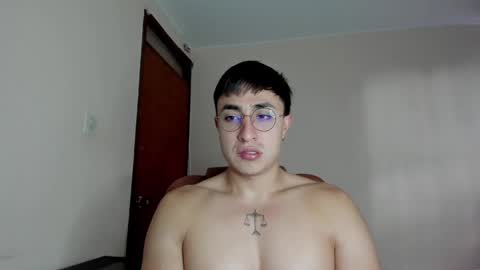 Snapshot of masterfiterotic chatting on March 11, 2025, 9:37 pm masterfiterotic online show from March 11, 2025, 9:37 pm