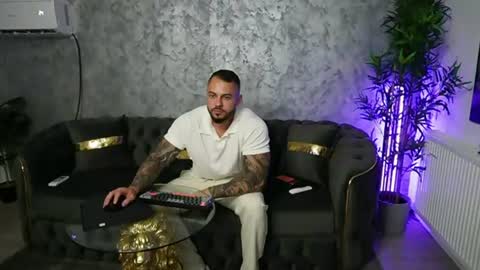 masterkingmuscle online show from July 12, 2026, 9:50 pm