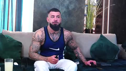masterkingofmuscle online show from January 6, 2025, 8:46 am
