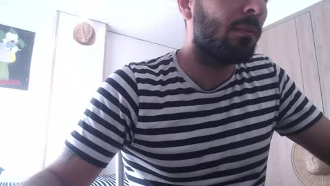 Snapshot of masterofinfatuation chatting on December 31, 2024, 2:36 pm online show from December 31, 2024, 2:36 pm