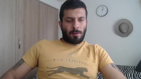 Snapshot of masterofinfatuation chatting on January 18, 2025, 3:59 pm online show from January 18, 2025, 3:59 pm