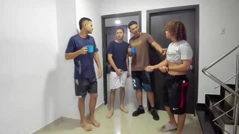 Snapshot of masters_sexx chatting on March 11, 2025, 11:23 am Team Cris Darwin- Fernando- Stiven- David online show from March 11, 2025, 11:23 am