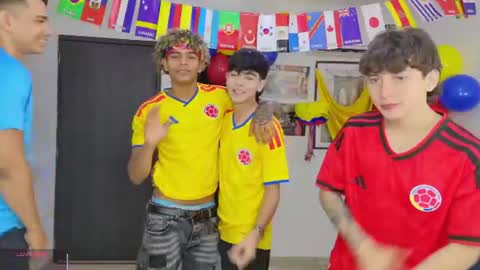 Team Cris Darwin- Fernando- Stiven- David online show from June 27, 2026, 11:26 am