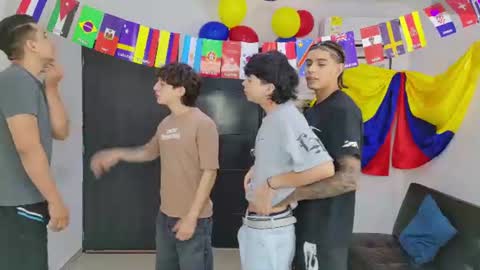 Team Cris Darwin- Fernando- Stiven- David online show from July 8, 2026, 11:15 am