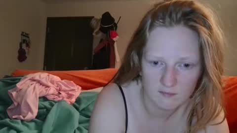 Snapshot of mastersquirter98 chatting on September 24, 2025, 8:06 am alex online show from September 24, 2025, 8:06 am