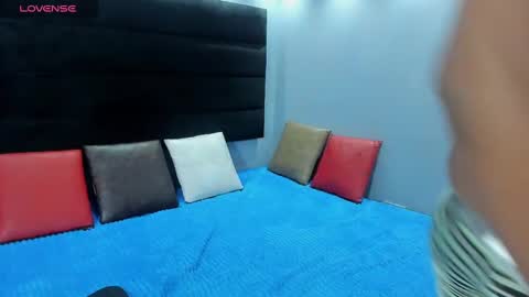 mastiv_1 online show from December 2, 2024, 3:15 am