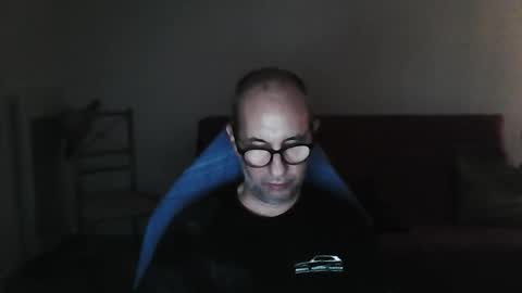 Snapshot of mat11efou chatting on September 21, 2025, 12:34 am mat11efou online show from September 21, 2025, 12:34 am