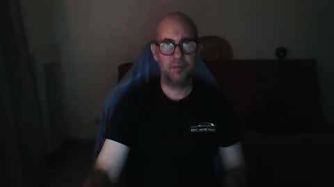 Snapshot of mat11efou chatting on September 30, 2025, 2:05 am mat11efou online show from September 30, 2025, 2:05 am