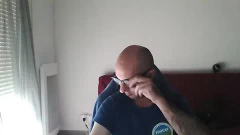 Snapshot of mat11efou chatting on October 5, 2025, 8:23 am mat11efou online show from October 5, 2025, 8:23 am