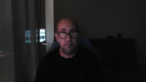 Snapshot of mat11efou chatting on October 8, 2025, 7:33 pm mat11efou online show from October 8, 2025, 7:33 pm