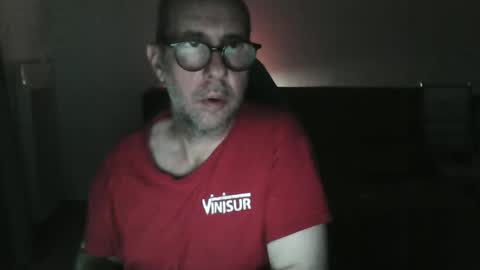 Snapshot of mat11efou chatting on October 19, 2025, 2:01 am mat11efou online show from October 19, 2025, 2:01 am