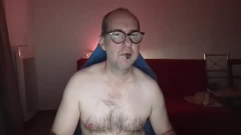 Snapshot of mat11efou chatting on October 31, 2025, 6:03 am mat11efou online show from October 31, 2025, 6:03 am