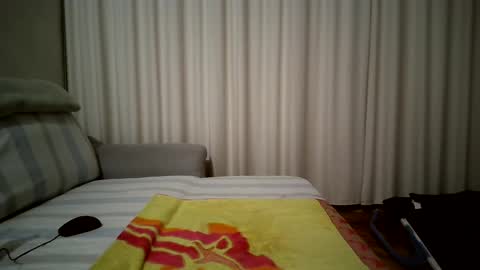 Snapshot of mateo_blu chatting on February 9, 2025, 6:47 pm Mateo Blu online show from February 9, 2025, 6:47 pm