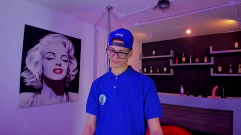 Snapshot of mateo_vegas chatting on February 20, 2025, 10:37 am Mateo online show from February 20, 2025, 10:37 am