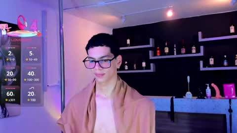 Snapshot of mateo_vegas chatting on March 5, 2025, 9:04 pm Mateo online show from March 5, 2025, 9:04 pm
