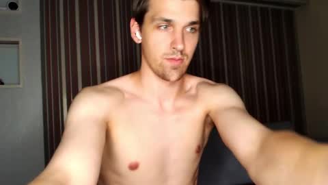 mateo_zeus online show from February 10, 2025, 5:30 pm