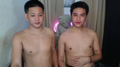 MateoCouple online show from June 19, 2026, 6:34 pm