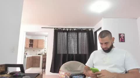 Matheus     online show from April 30, 2026, 8:57 pm